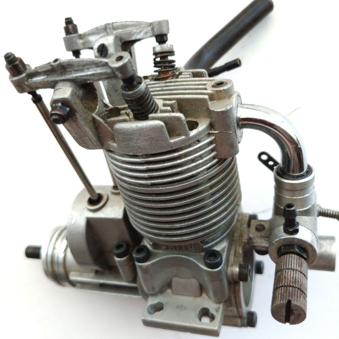 ラジコン飛行機 エンジン SAITO FA-40 4ストローク オープンロッカー