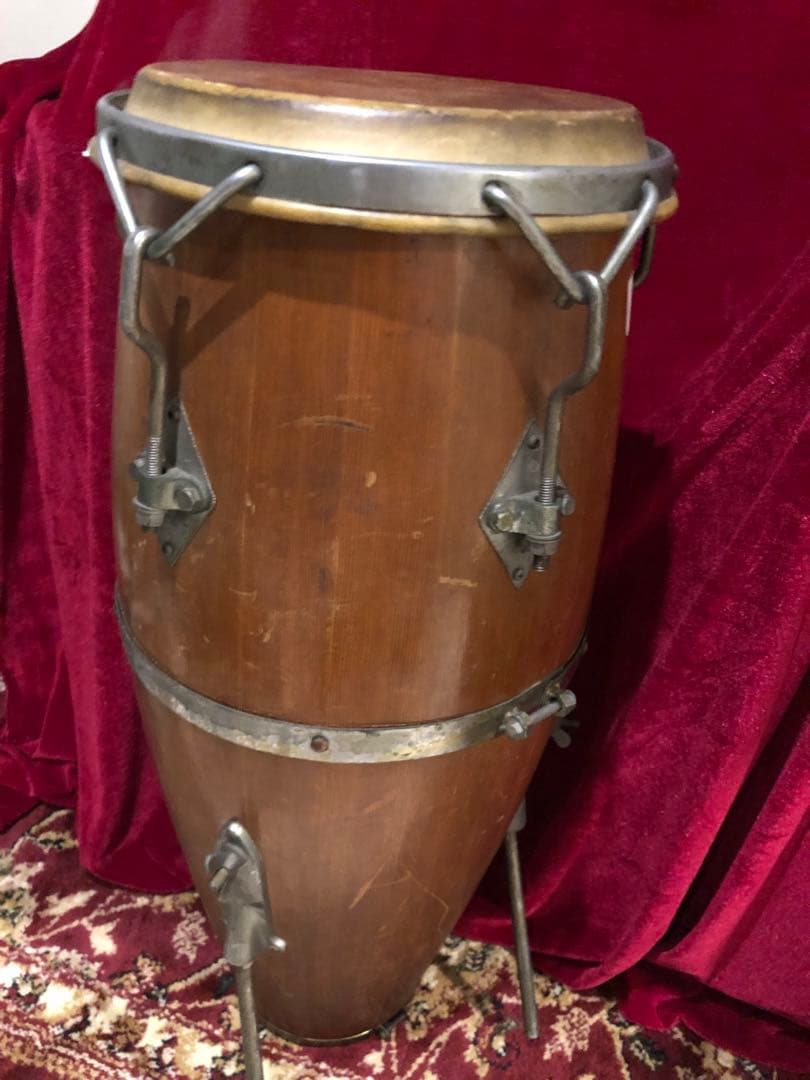コンガ　ビンテージ　VALJE DRUMS？