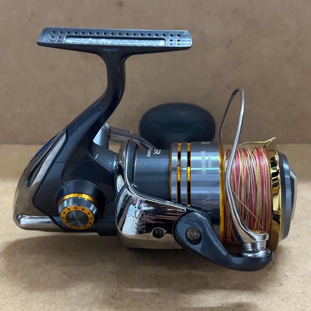 シマノ 09ツインパワー SW5000HG スピニングリール