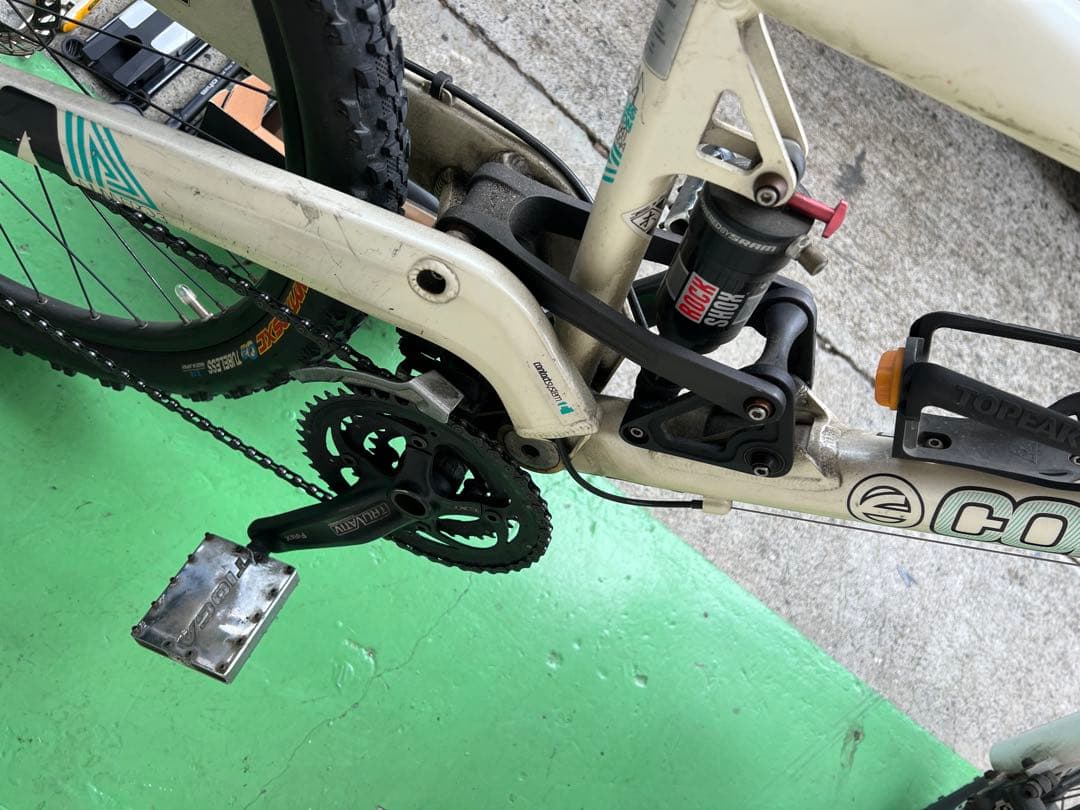 コメンサル　マウンテンバイク