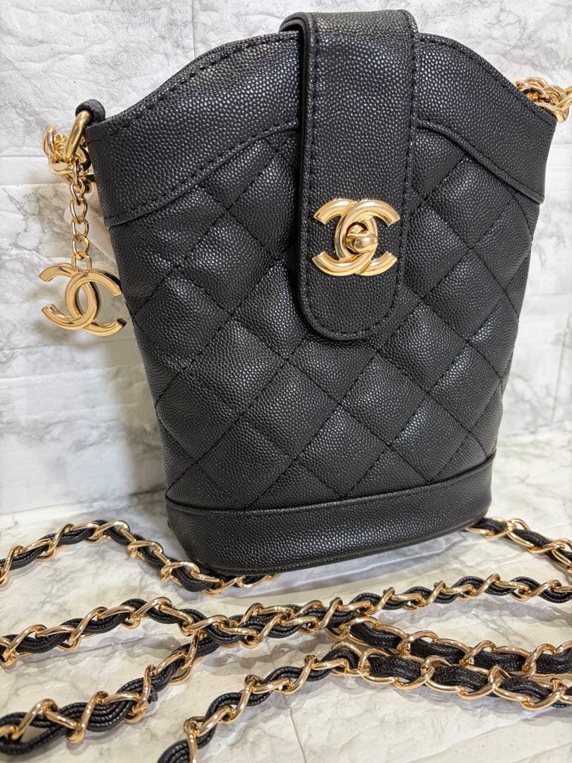 少し訳あり CHANEL ノベルティ ショルダーバッグ