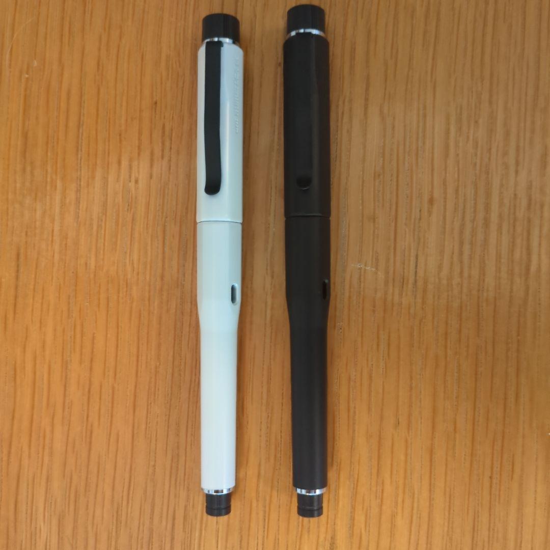 クルトガダイブ　マットブラックかホワイト