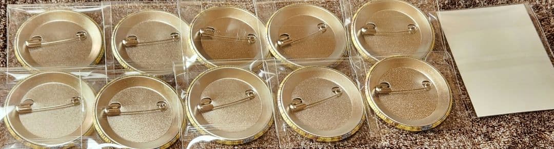 マッシュルキャラクターグッズフィン缶バッジ、フォトカ