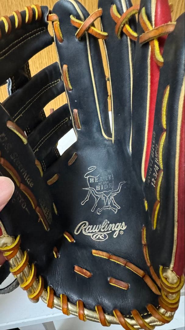 辰己涼介モデルRawlings Heart of the Hide 軟式グローブ