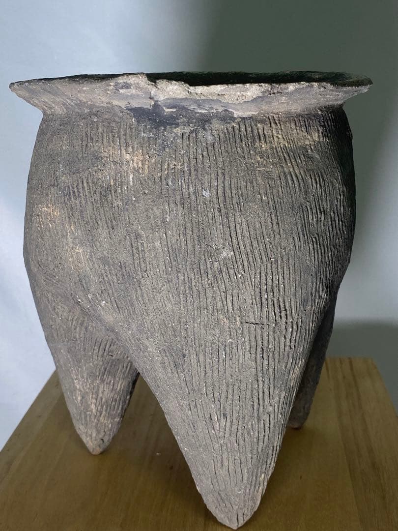 1855❣️ 中国　灰色土器　灰陶鬲