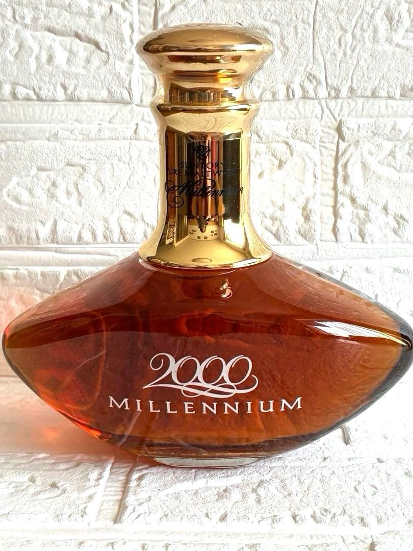 【未開封】SUNTORY 2000 ミレニアム 700ml 国産ウイスキー