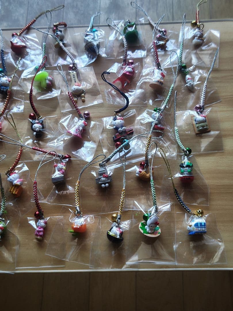 ご当地キティ根付け　まとめ売り　旗なし