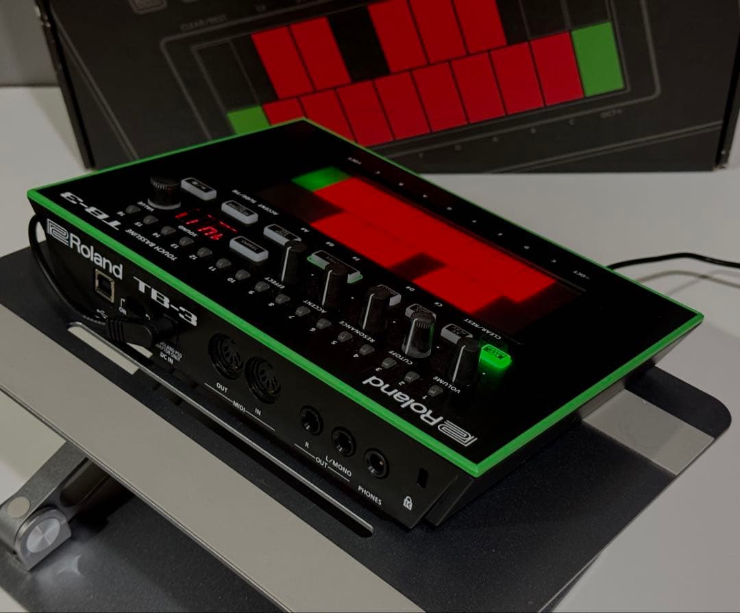 AIRA series ROLAND TB-3 TB-303 クローン