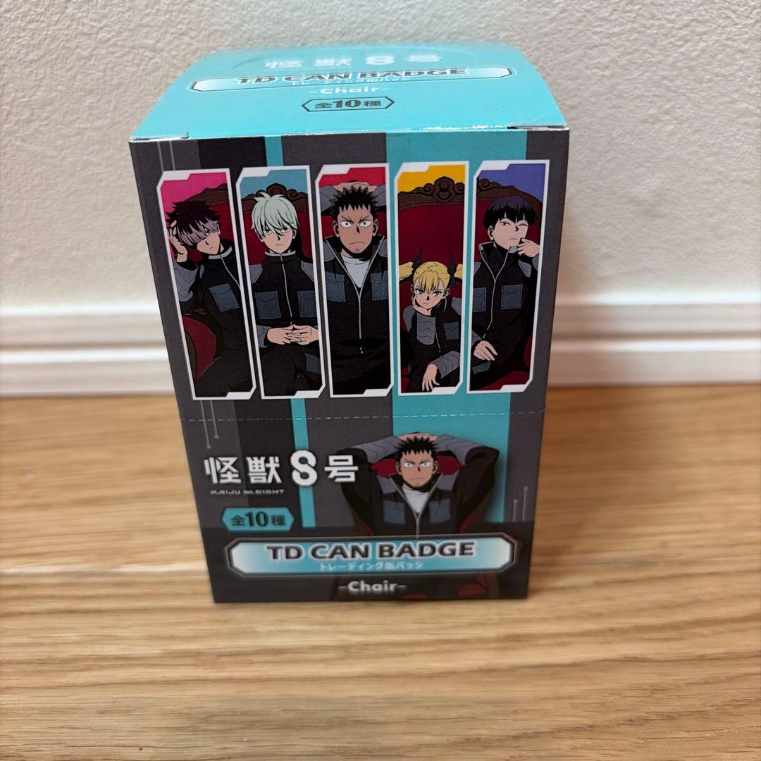 【限定品】 プラザ限定メタリック 缶バッチボックス 缶バッチChair