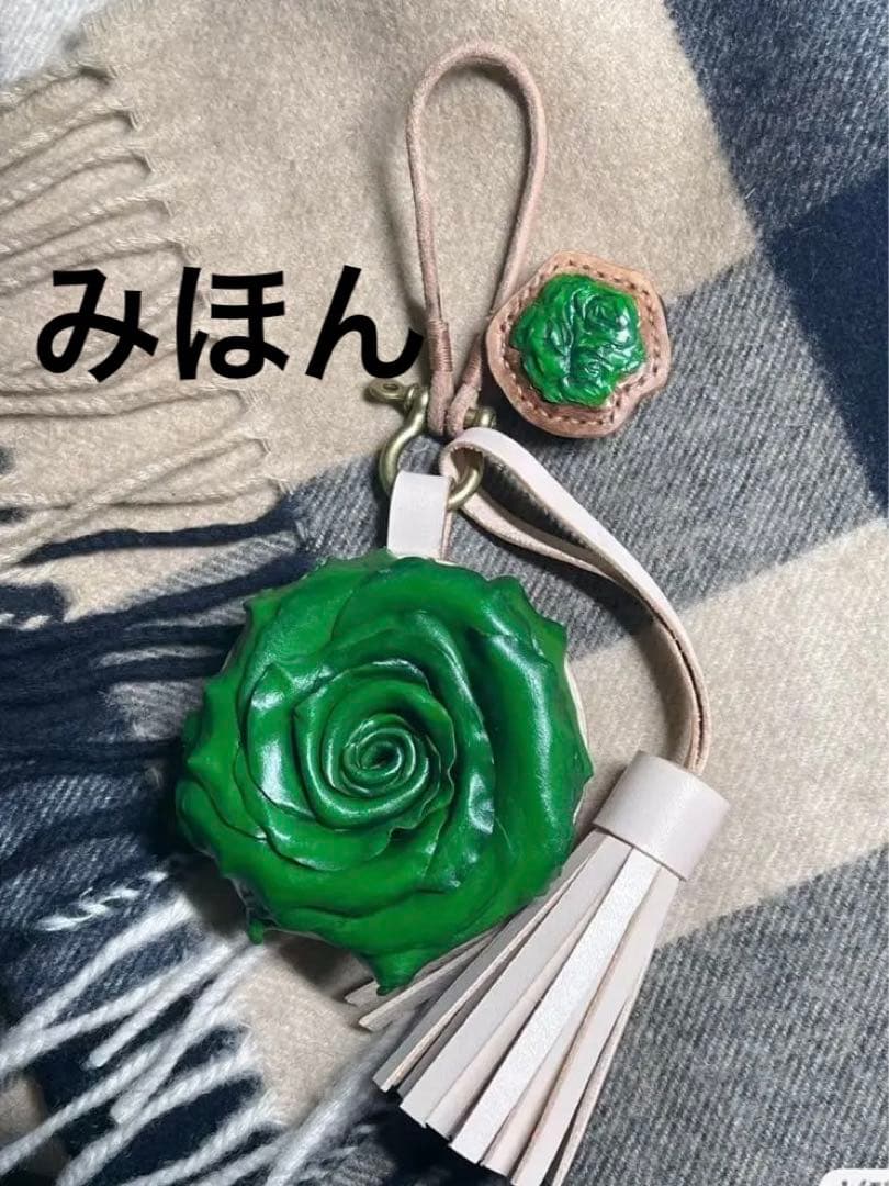 レザークラフト　本革　ペット　マグネット　アクセサリー　オーダーメイド