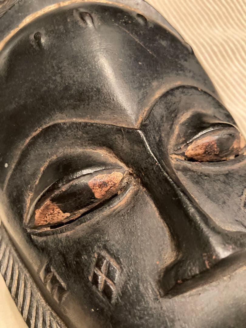 アフリカンマスク　彫刻の名手バウレ族！