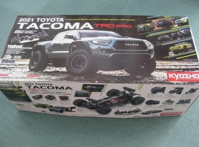 2021 TOYOTA TACOMA TRD PRO ラジコンカー