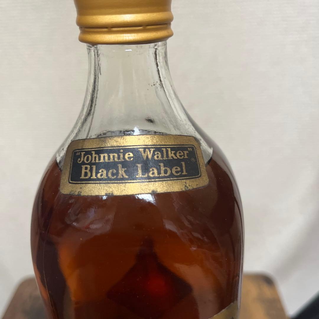 未開封　ジョニーウォーカー ブラック　金キャップ 白紋章　黒ラベル　古酒　希少