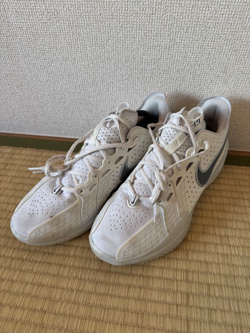 NIKE GT CUT3 28.5cm (汚れアリ)
