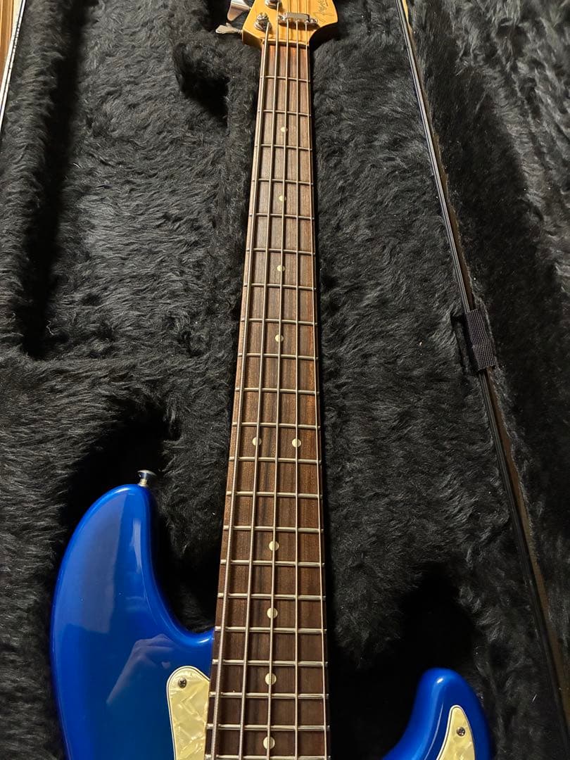 ベース Fender American Deluxe Jazz Bass V