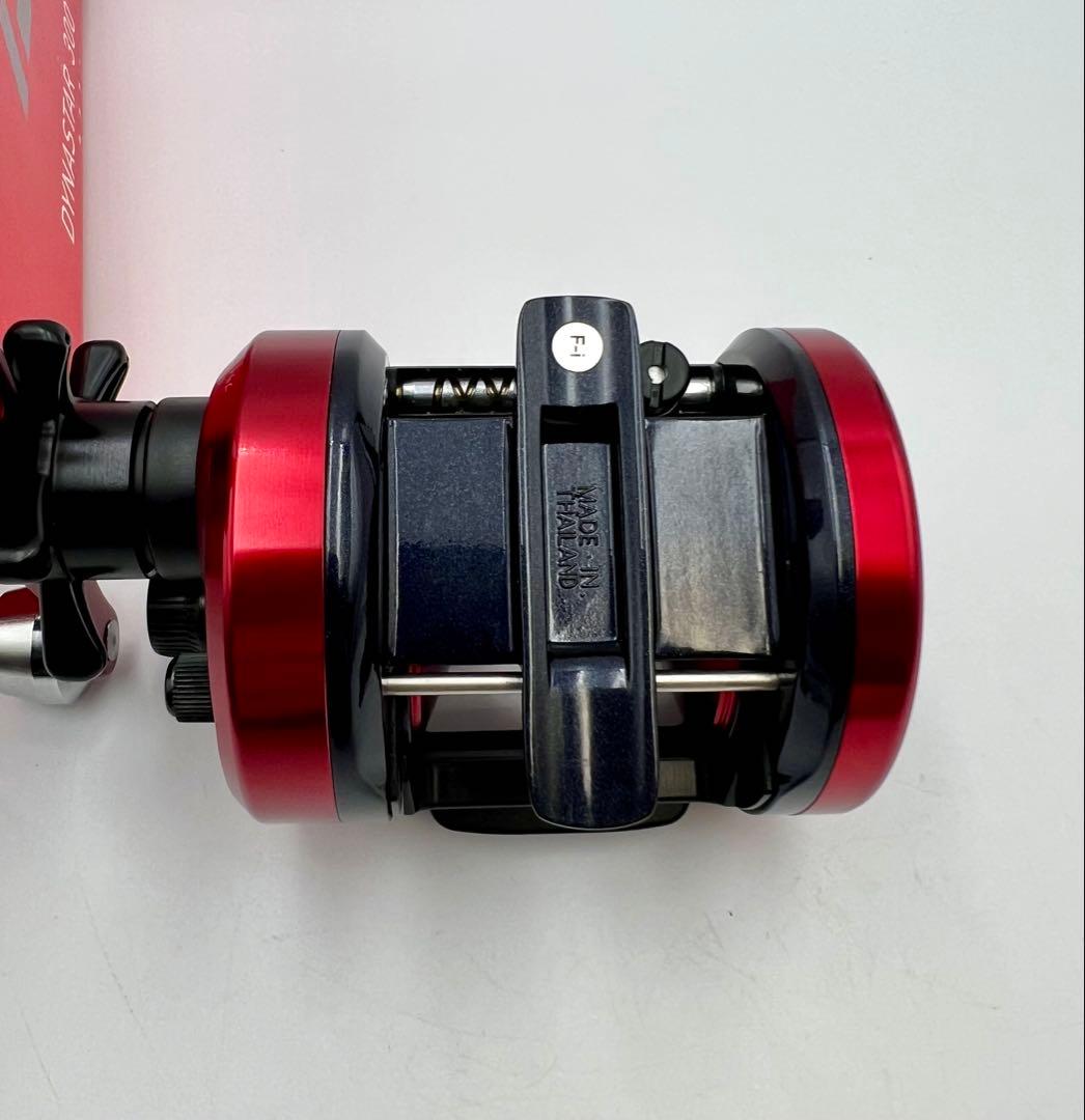 ダイワ daiwa 17ダイナスター 300 両軸リール 美品