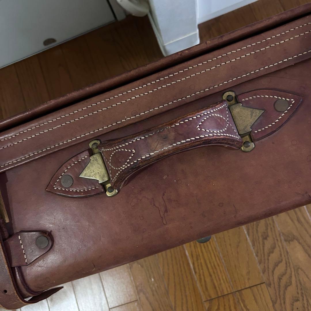 アンティーク革トランク　海軍中佐の大きなトランク　革製　重厚　ヴィンテージ