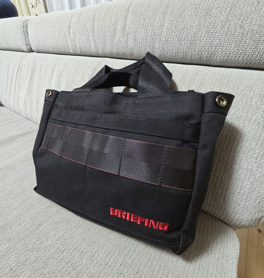BRIEFING ラウンドバッグ