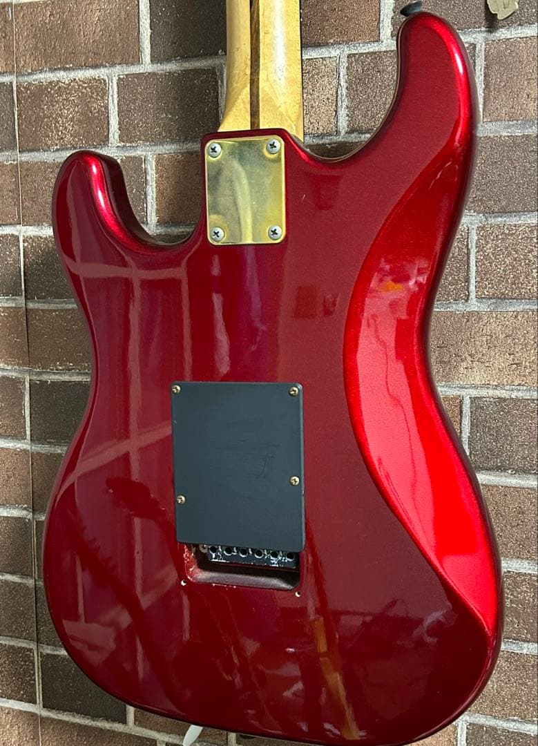 s*f様 QUEEN 好きな方　トライソニックピックアップ搭載コンポーネントギタ