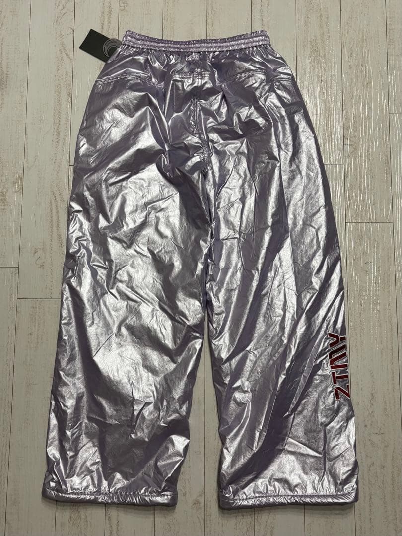 ずっと真夜中でいいのに。アストロノーツフリースパンツ(Gray×Pink)