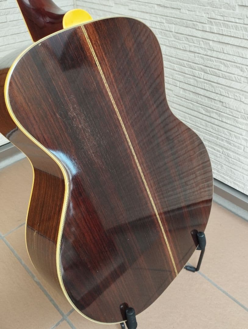 マウンテン＜W-450＞日本製・林楽器製作・トップ単板 guildタイプ