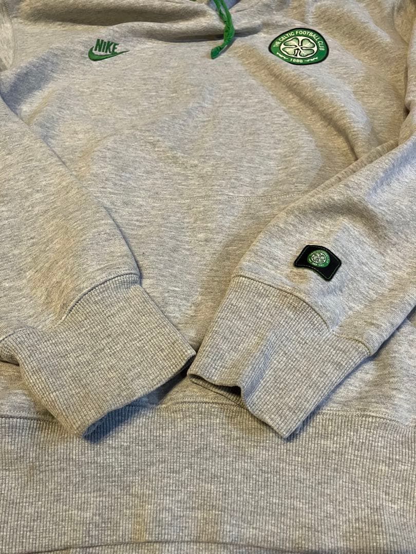 【入手困難】Nike×セルティックFC/スウェットパーカー/ジャージ L