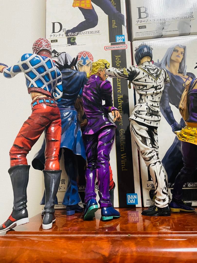 一番くじ　ジョジョの奇妙な冒険　ブチャラティ チーム二次元彩色、箱台座有