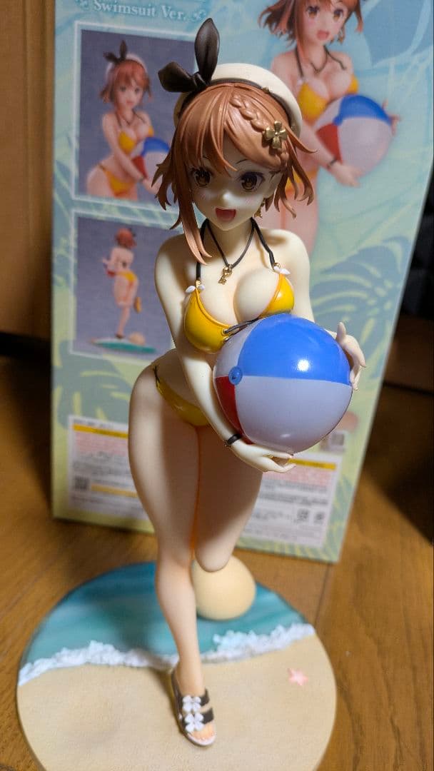 ライザ 水着バージョン フィギュア