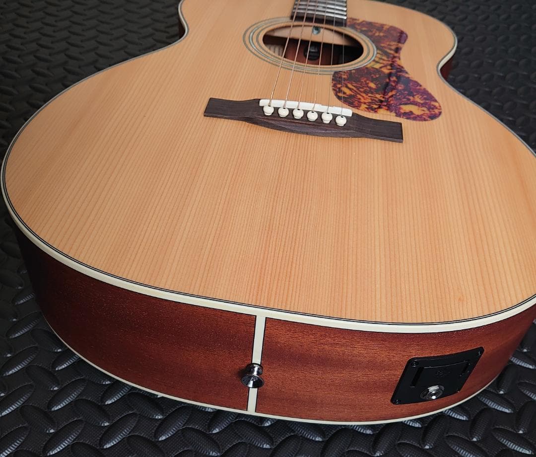 【美品】Guild Westerly Collection OM-240E