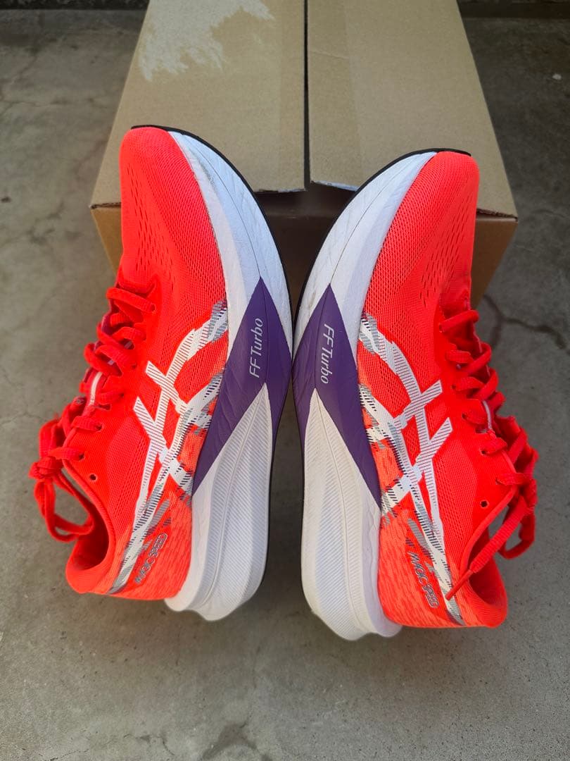 ASICS マジックスピード4　26.5cm　メンズ　ランニング