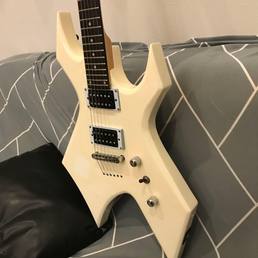 BC Rich ワーロック エレキギター 白