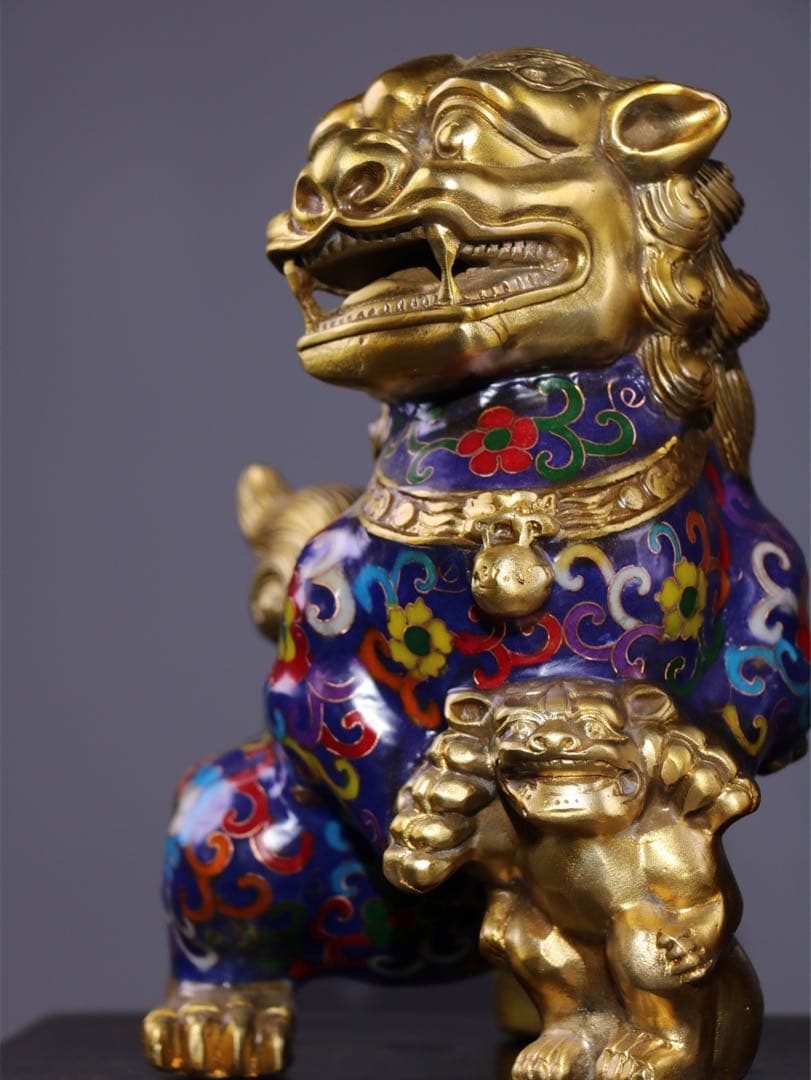 旧蔵　純銅景泰藍（けいたいらん）門獅（もんじ）置物