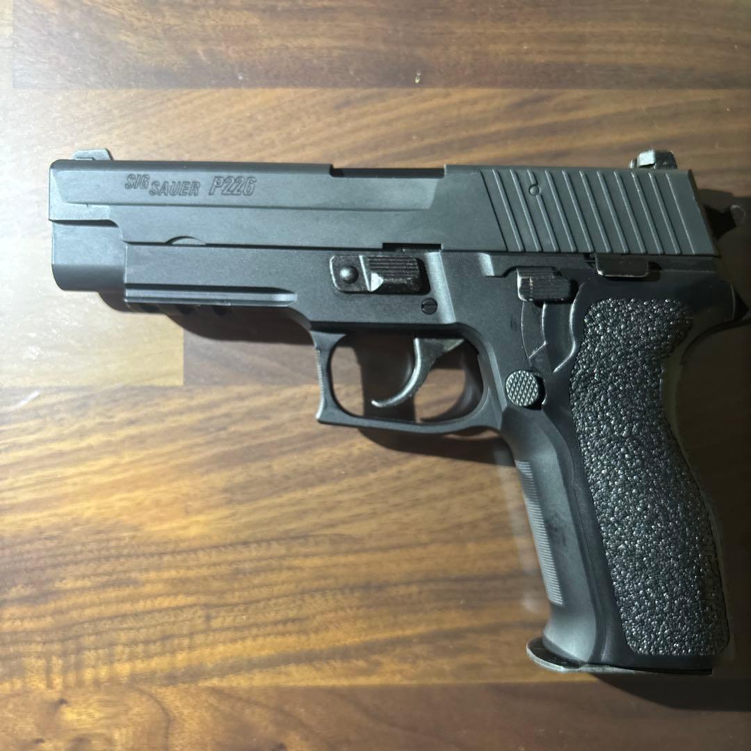 東京マルイ P226E2 マガジン予備マグ4本付き
