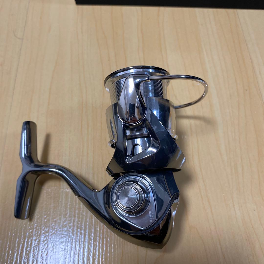 22イグジストLT2000S-H オーナー未登録品