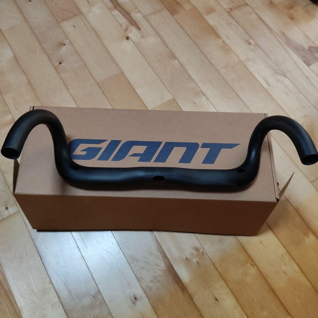 ジャイアント　カーボンドロップハンドル　Contact SLR 　未使用品