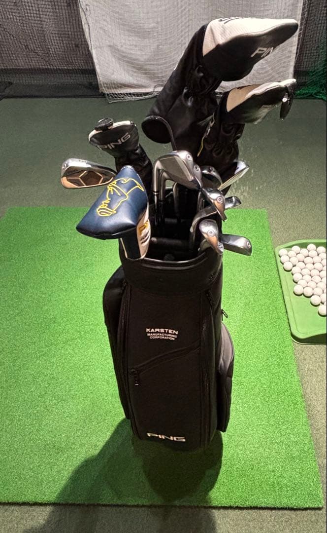 ping 2024モデル、スリムタイプキャディーバック。