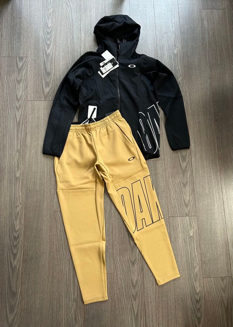 新品 OAKLEY オークリー 上下セットアップ トラックジャケット&パンツ S