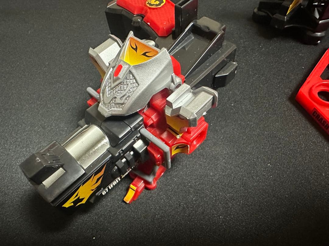 クラッシュビーダマン　マグナムイフリートスターターキット