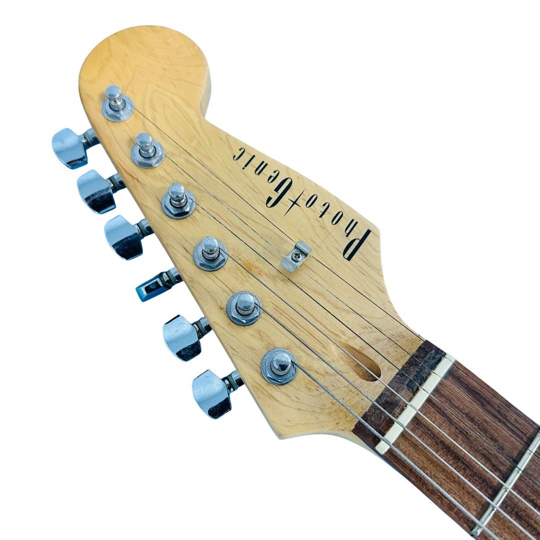 photo genic エレキギター　ホワイト色