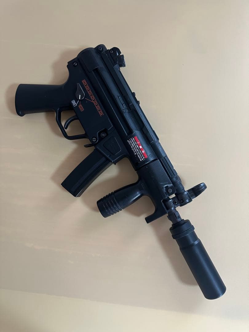 【タイムセール】東京マルイ HK MP5K クルツ サイレンサーとバッテリー