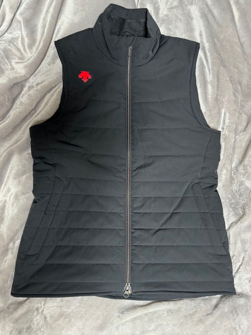 デサントモバイルサーモゴルフベスト