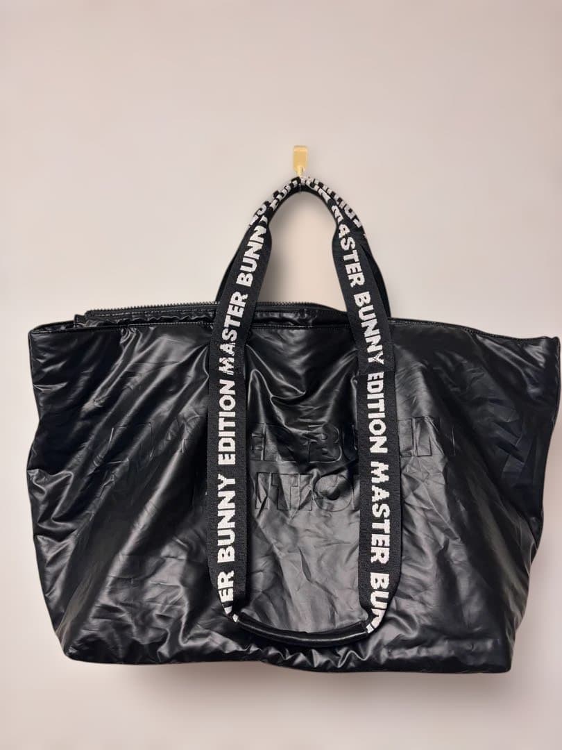 MASTER BUNNY EDITION ロッカーバッグ