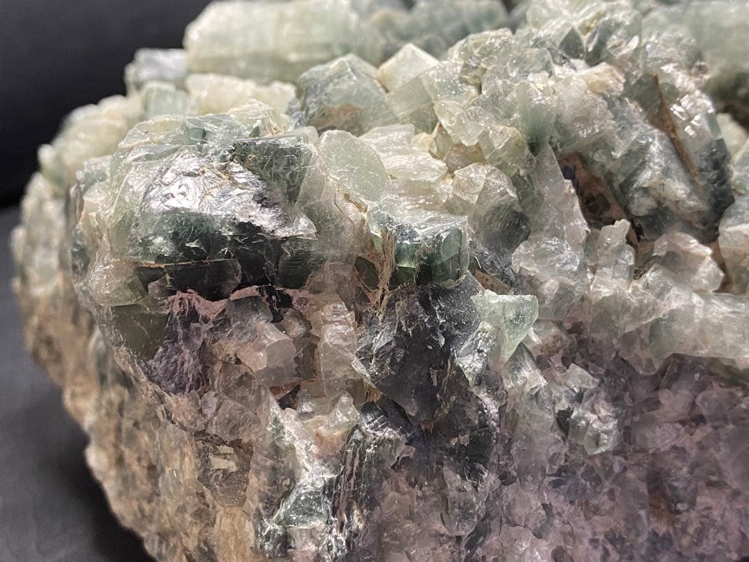 グリーン　ザギ水晶　ザキ鉱山　2582g