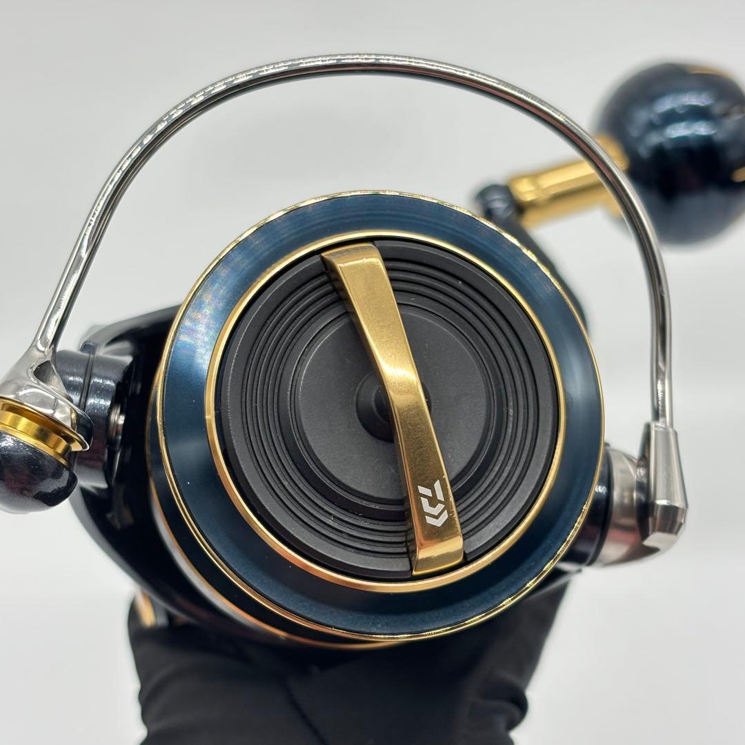 【未使用】DAIWA 23 SALTIGA 6000-XH 23ソルティガ