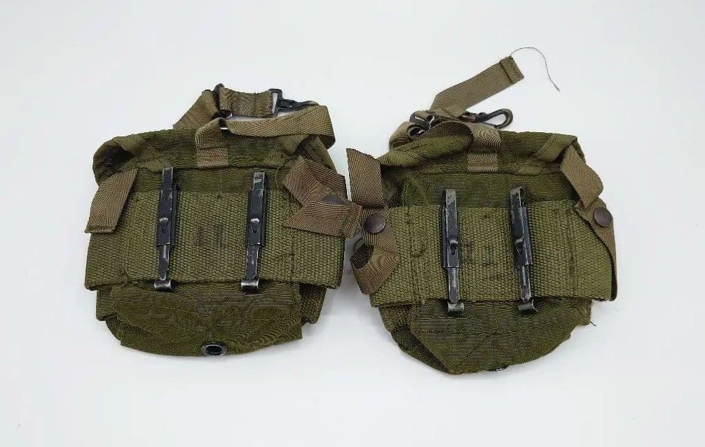アメリカ軍実物放出品　68年製 M16 20連マガジンポーチ（ナイロン製）