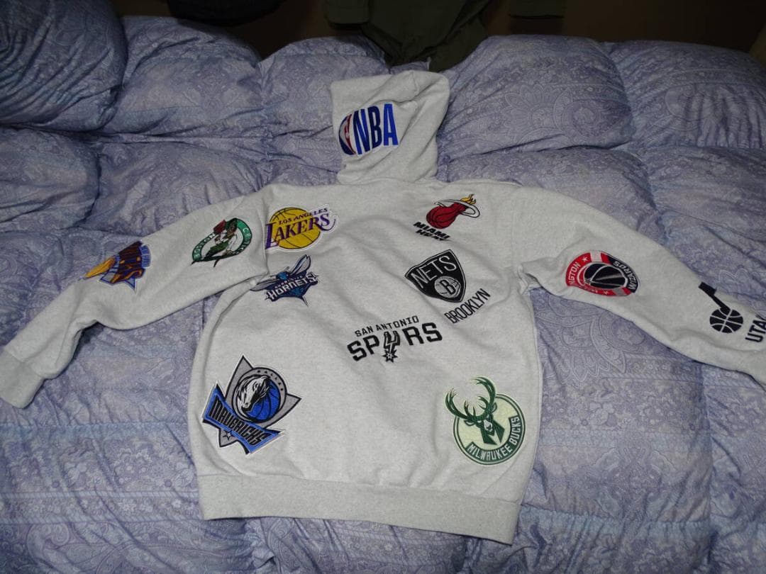 フリークス・ストア・NBAチーム刺繍ワッペンパーカー・グレー・M