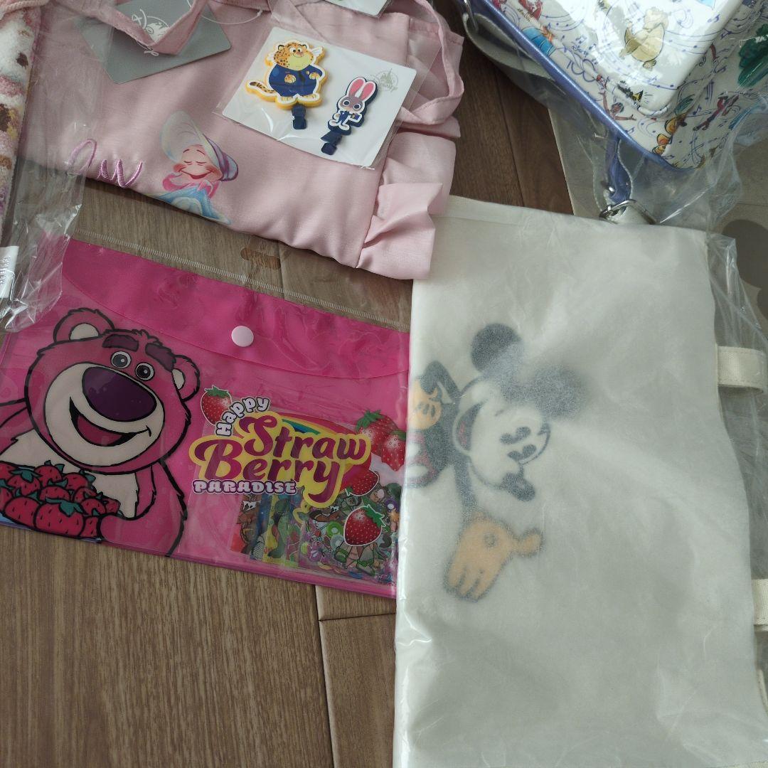 ディズニーストア　ラッキーボックス