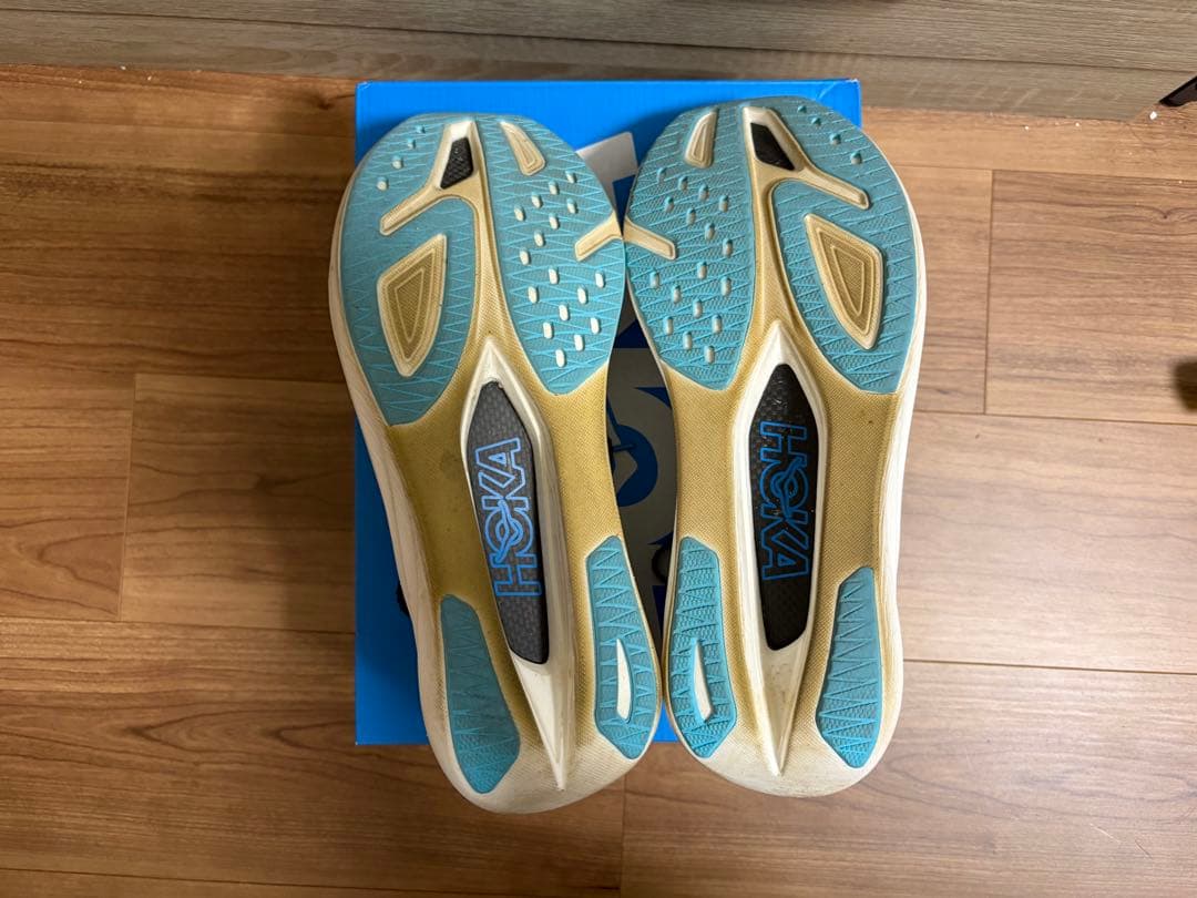 スパイク・シューズ HOKA Rocket X3 27.5cm