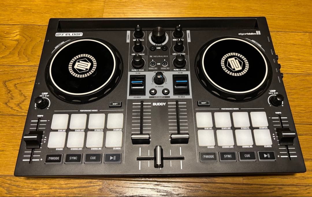 11日まで値下げします。箱付き美品 Reloop Buddy DJコントローラー