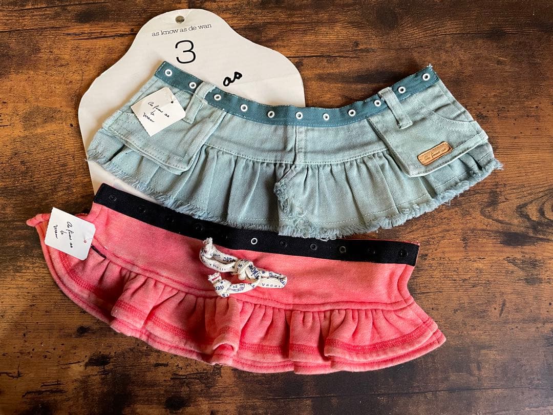 お値下げ　犬服　新品　as know as de wan スカート2着　サイズ３
